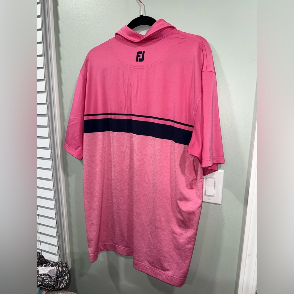 Titleist Men's Pink Golf Polo Shirt - Picture 4 of 4